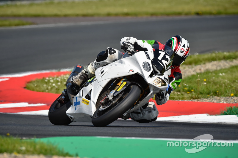 #12 KSB One Racing, BMW HP 4 1000: Raimo Kesseli, Tapio Nevala, Magnus Collin