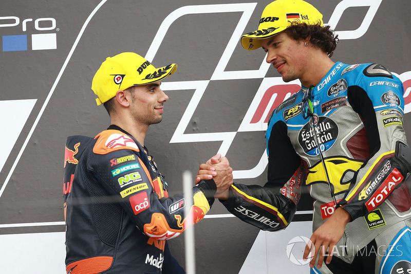 Podium: ganador, Franco Morbidelli, Marc VDS, segundo, Miguel Oliveira, Red Bull KTM Ajo