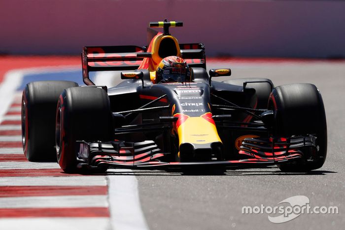 ... Max Verstappen, sétimo no grid de largada em Sochi. 