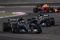 Валттері Боттас, Mercedes F1 W08, Льюіс Хемілтон, Mercedes AMG F1 W08