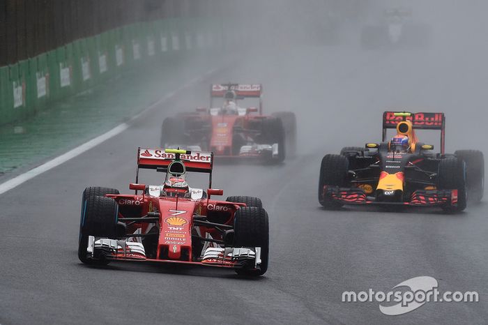 Kimi Raikkonen, Ferrari SF16-H, Max Verstappen, Red Bull Racing RB12, Sebastian Vettel, Ferrari SF16-H