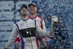 Podium : le 2e Sam Bird, DS Virgin Racing, le 3e Felix Rosenqvist, Mahindra Racing