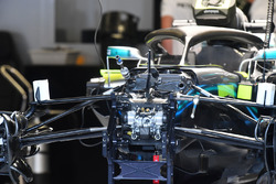 Mercedes-AMG F1 W09 front suspension detail