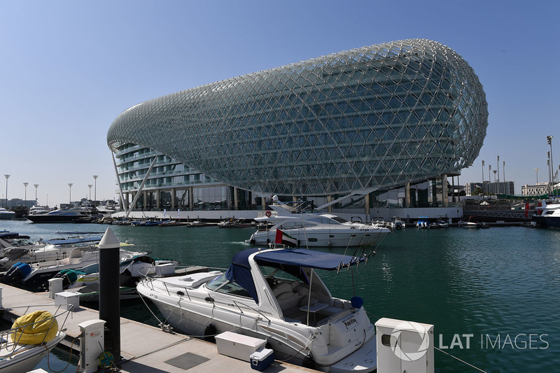 Viceroy Hotel y Marina