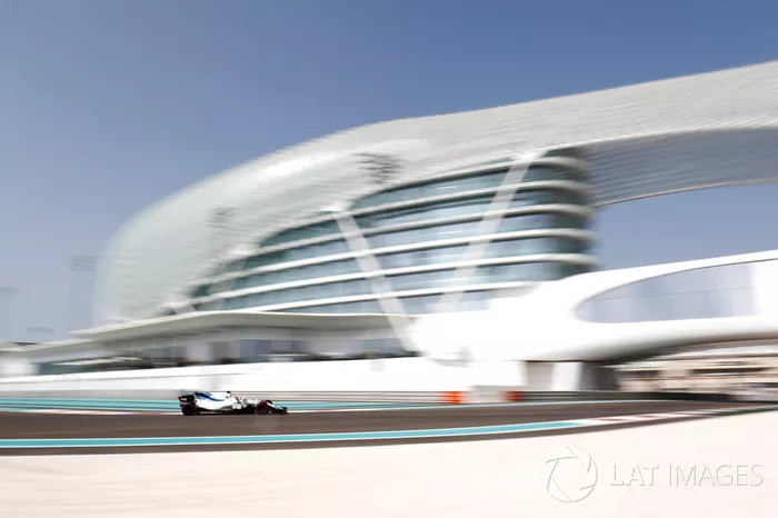 Robert Kubica, Williams FW40