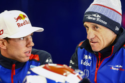 Pierre Gasly, Toro Rosso, et Franz Tost, Team Principal. Toro Rosso