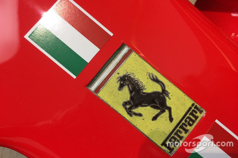 Logo Ferrari SF70H