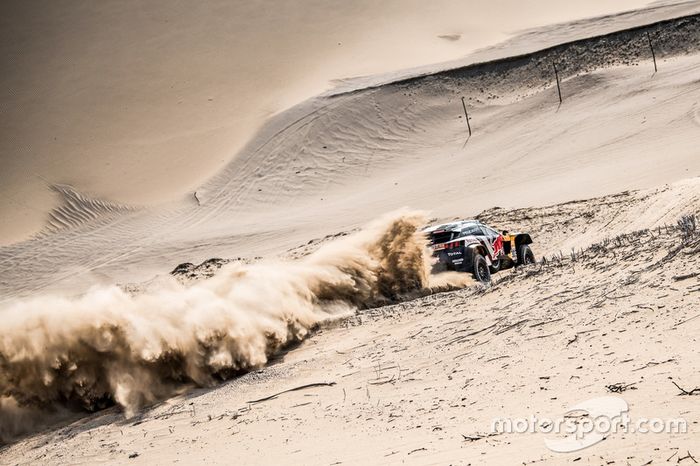 #303 Peugeot Sport Peugeot 3008 DKR: Carlos Sainz, Lucas Cruz