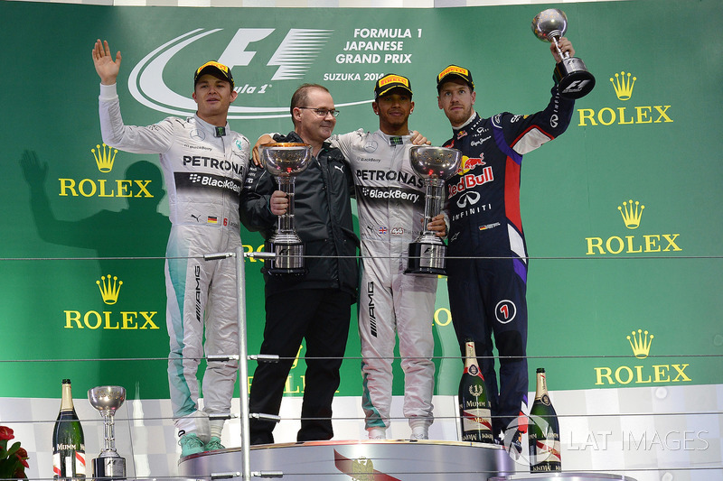 Nico Rosberg, Mercedes AMG F1, Peter Hodgkinson, Mercedes AMG F1 Head of Build, race winner Lewis Hamilton, Mercedes AMG F1 and Daniel Ricciardo, Red Bull Racing RB10 on the podium