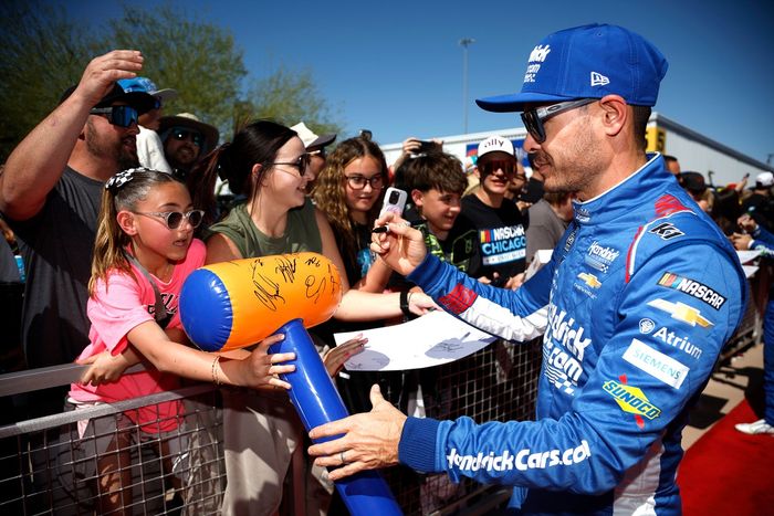 Kyle Larson, Hendrick Motorsports