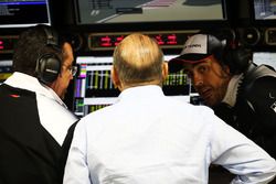 Eric Boullier, McLaren Racing Director, Ron Dennis, McLaren Executive Chairman and Fernando Alonso, McLaren