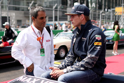 Max Verstappen, Red Bull Racing, mit Juan Pablo Montoya