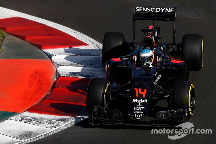 McLaren MP4-31 (2016)