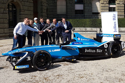 Corine Mauch, Présidente de la Ville de Zurich, Lino Guzzella, Président ETH Zurich, Alberto Longo, Cofondateur et co-fondateur et chef de championnat, Formula E Holdings, Gian Rossi, Leiter Region Schweiz, Julius Bär