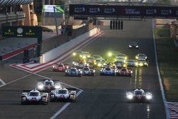 Arrancada #1 Porsche Team Porsche 919 Hybrid: Neel Jani, Andre Lotterer, Nick Tandy