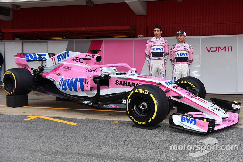 Гонщики Sahara Force India F1 Эстебан Окон и Серхио Перес, автомобиль VJM11