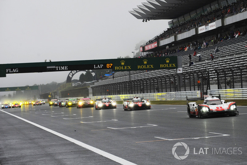 #1 Porsche Team Porsche 919 Hybrid: Neel Jani, Andre Lotterer, Nick Tandy