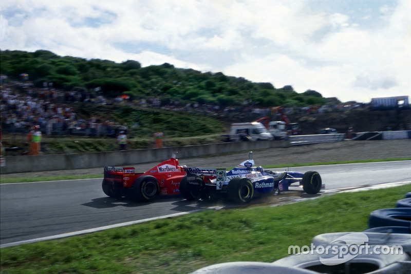 Michael Schumacher, Ferrari F310B turned into Jacques Villeneuve, Williams FW19 Renault at the Curva Dry Sack