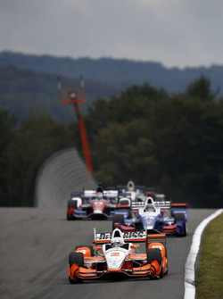 Josef Newgarden, Team Penske Chevrolet, Takuma Sato, Andretti Autosport Honda