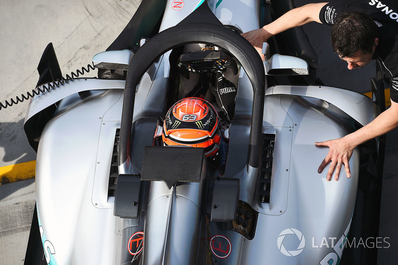George Russell, Mercedes-Benz F1 W08 with halo