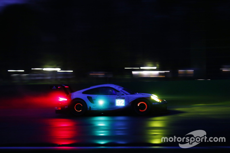 #92 Porsche Team Porsche 911 RSR: Мікаель Крістенсен, Кевін Естр