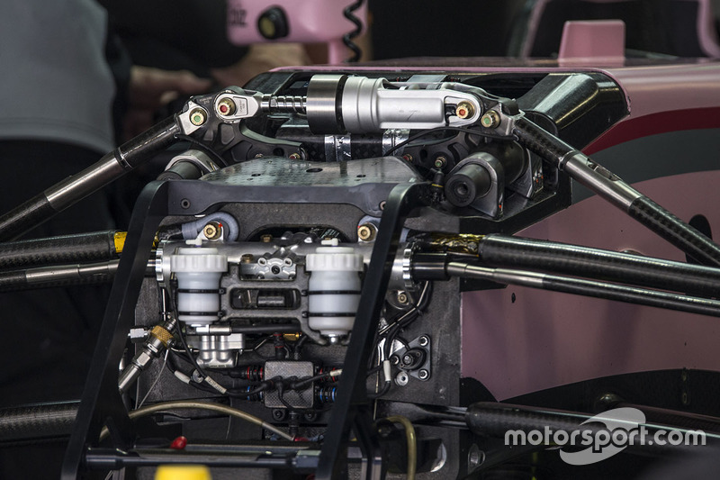 Force India VJM10 detalle suspensión delantera frontal