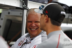 Graham Rahal, Rahal Letterman Lanigan Racing Honda chats with Honda's Art St. Cyr