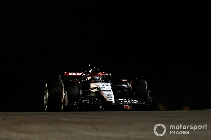 Nyck de Vries, AlphaTauri AT04