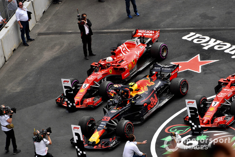 Макс Ферстаппен, Red Bull Racing RB14, Себастьян Феттель, Ferrari SF71H