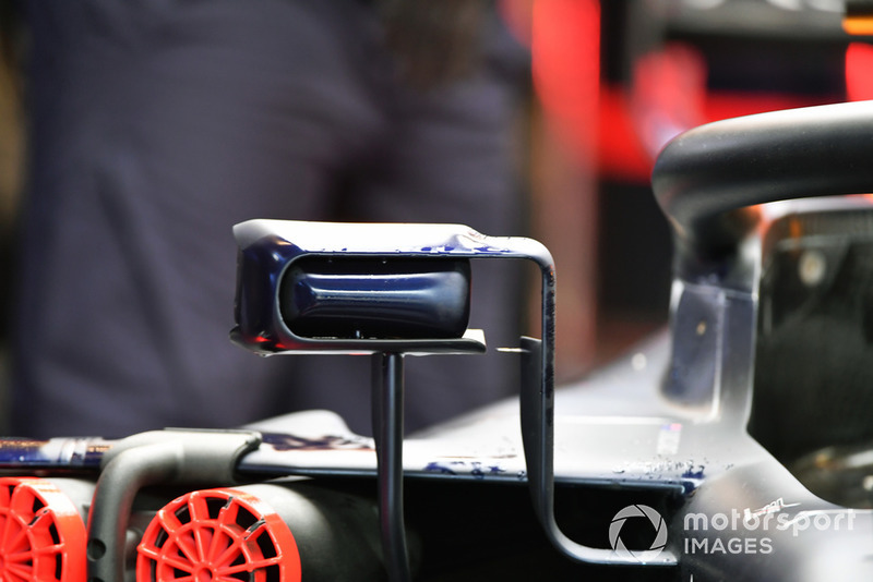 Specchietti della Red Bull RB14