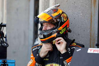 Martin Truex Jr., Furniture Row Racing, Toyota Camry Bass Pro Shops/5-hour ENERGY