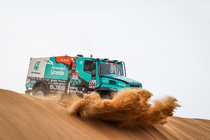 #504 Petronas Team De Rooy Iveco: Janus Van Kasteren, Marcel Snijders, Rodewald Darek