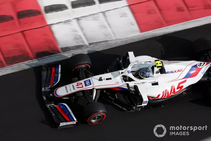 Mick Schumacher, Haas VF-21