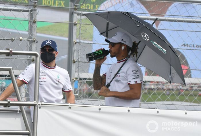 Valtteri Bottas, Mercedes, Lewis Hamilton, Mercedes  en el desfile de pilotos
