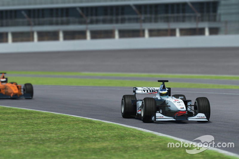 McLaren MP4/13