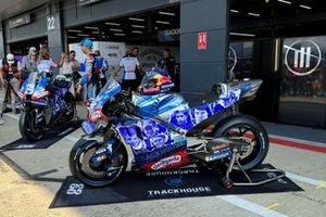 Logotipo de la moto del Trackhouse Racing Team