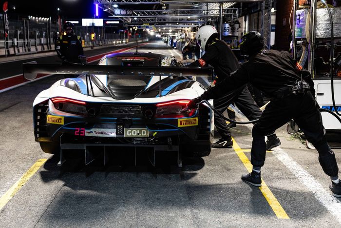 #23 Team RJN McLaren 720S GT3 EVO: Reece Barr, Tommy Foster, Alex Buncombe, Ben Dörr