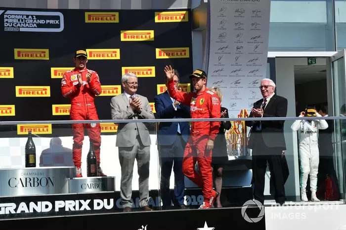 Podio: segundo lugar Sebastian Vettel, Ferrari