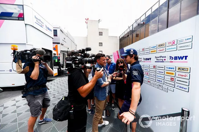 Lance Stroll, Racing Point con los medios