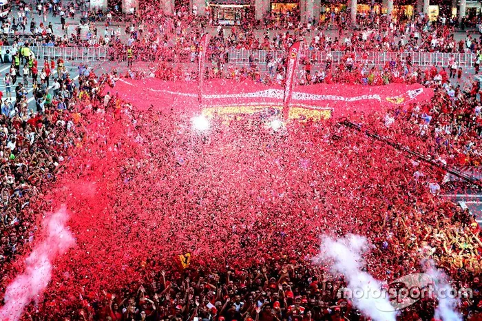 Celebraciones en Piazza Duomo