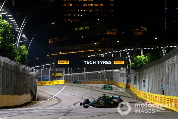 Lance Stroll, Aston Martin AMR24, Zhou Guanyu, Stake F1 Team KICK Sauber C44, Valtteri Bottas, Stake F1 Team KICK Sauber C44