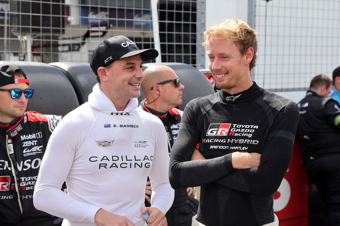 #2 Cadillac Racing Cadillac V-Series.R: Earl Bamber, #8 Toyota Gazoo Racing Toyota GR010 - Hybrid: Brendon Hartley