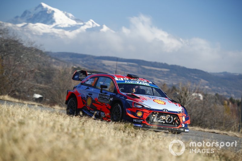 Thierry Neuville, Nicolas Gilsoul, Hyundai Shell Mobis WRT Hyundai i20 Coupe WRC