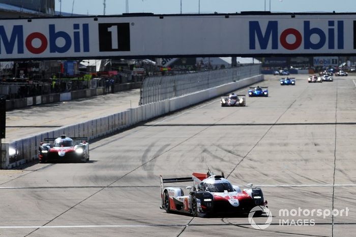 #8 Toyota Gazoo Racing Toyota TS050: Sébastien Buemi, Kazuki Nakajima, Fernando Alonso