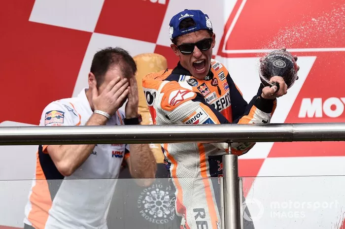 Podio: Marc Márquez, ganador de la carrera, Repsol Honda Team