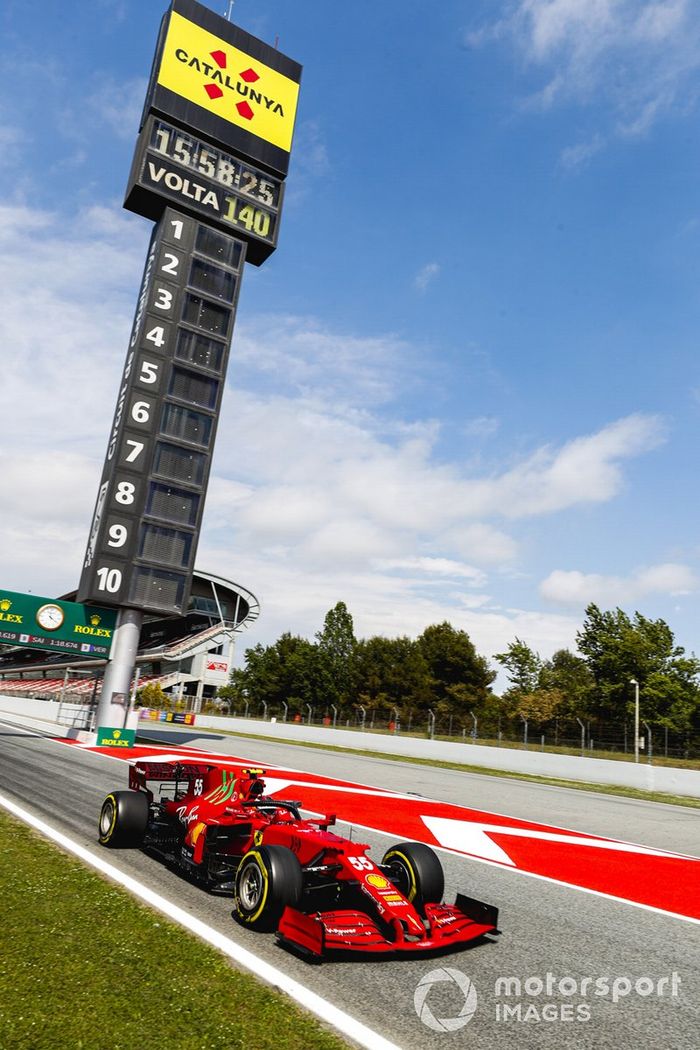 Carlos Sainz Jr., Ferrari SF21