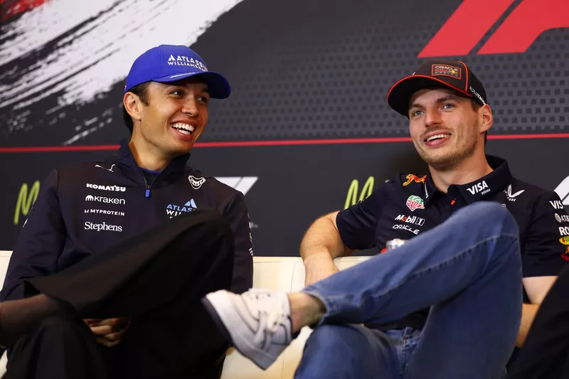 Max Verstappen, Red Bull Racing, Alex Albon, Williams