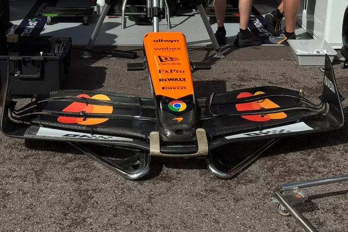 Detalle del alerón delantero de McLaren