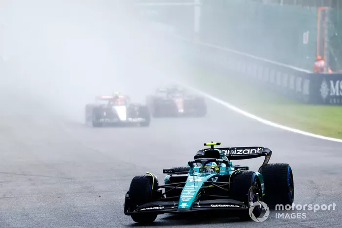 Fernando Alonso, Aston Martin AMR23, Yuki Tsunoda, AlphaTauri AT04, Valtteri Bottas, Alfa Romeo C43