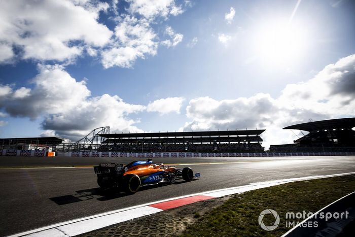 Carlos Sainz Jr., McLaren MCL35